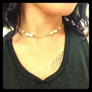 Vintage choker